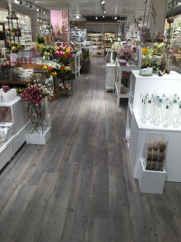 Dryback LVT and Loose Lay LVT and Vinylquite Acoustic Glue Down LVT